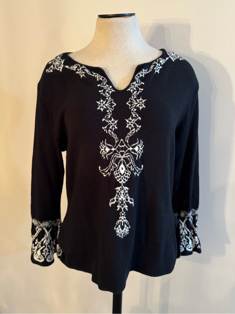 Mix It Stretch Black & White Bell Sleeve Top Peasant Blouse XL NWOT